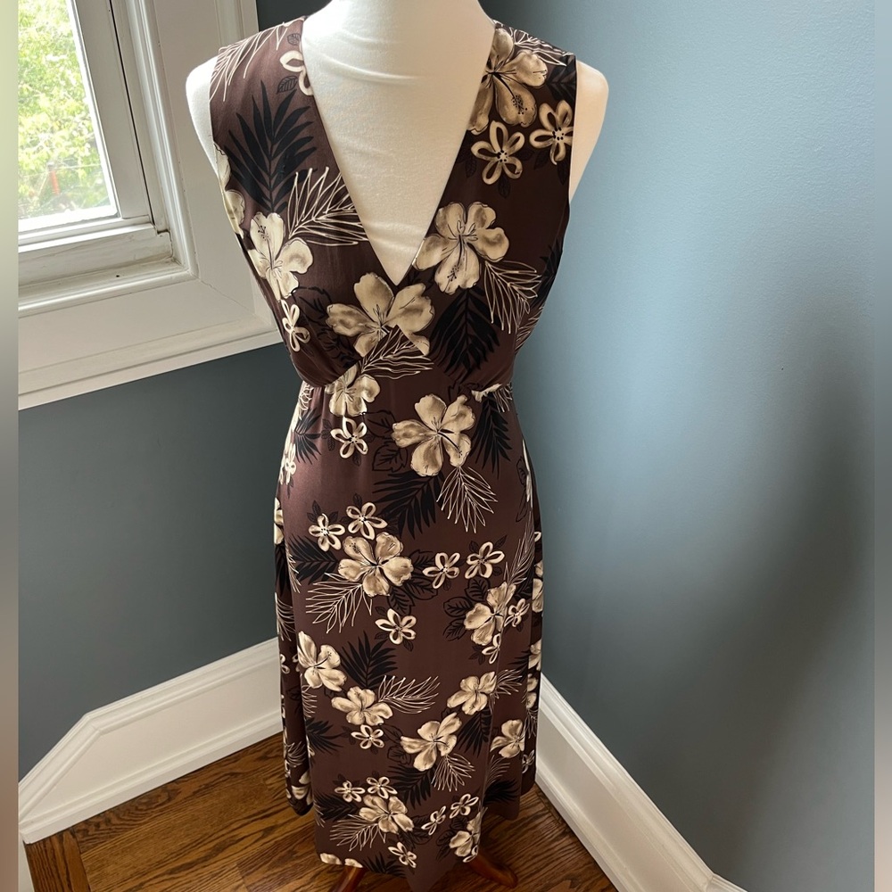 🌺 Tommy Bahama Hibiscus Max Dress in 100% stretch silk  🌺